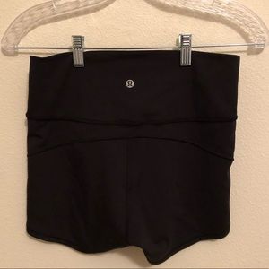 nwot lululemon align short black